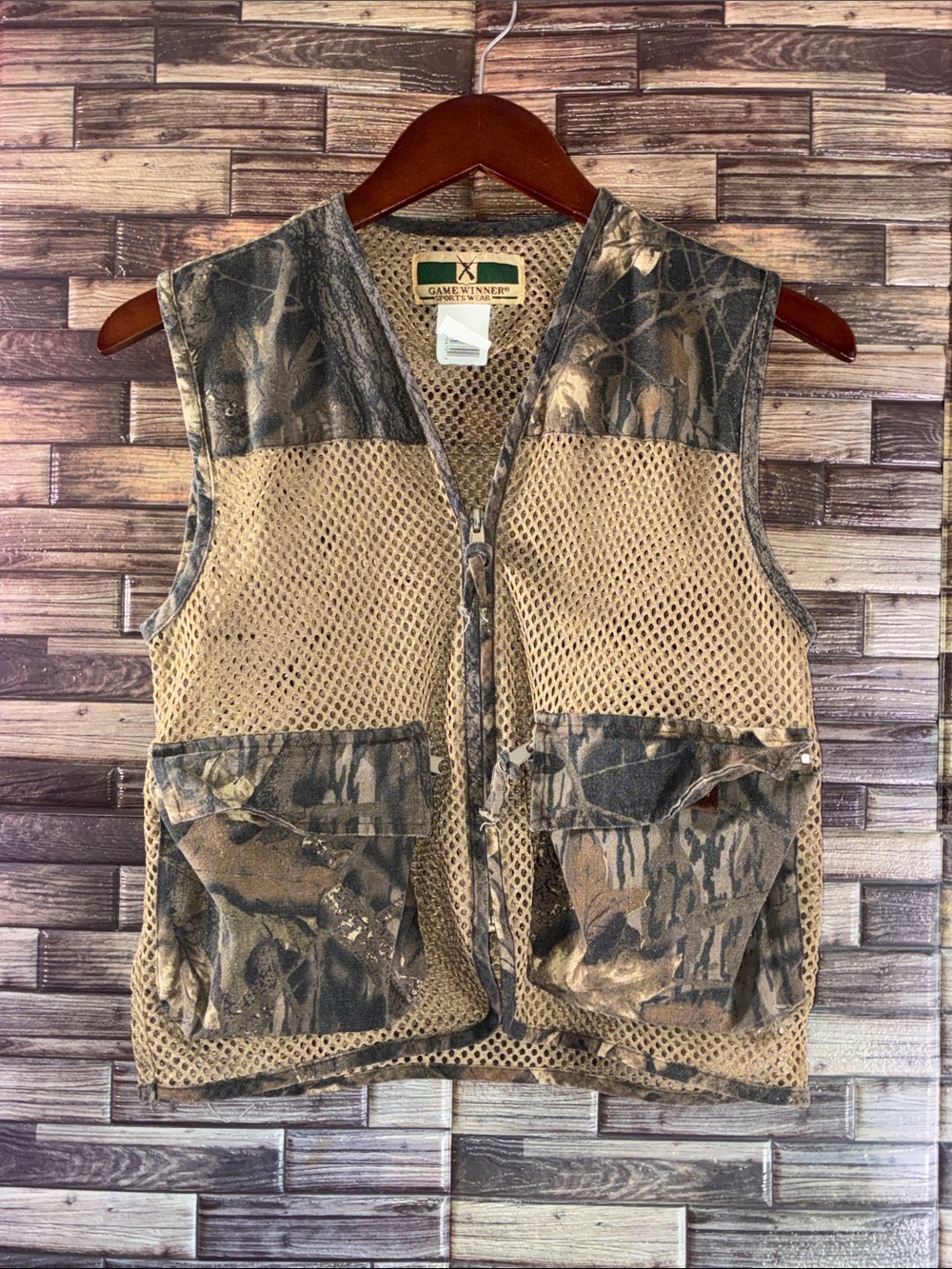 Vintage Large Game Winner Mesh Hunting Vest in Brown Camo